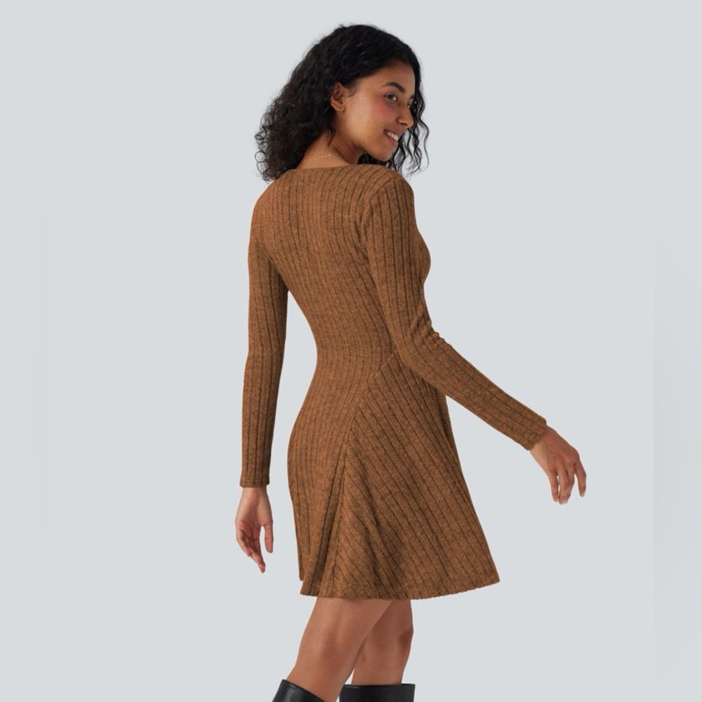 🛍️SALE🛍️HALARA Ribbed Knit V Neck Long Sleeve Fit &  Flare Mini Casual Dress NWT - Picture 2 of 9